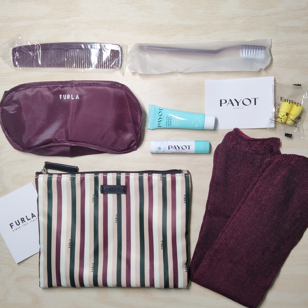 [New] Eva Air X Furla Premium Economy Class Amenity Kit Travel Set